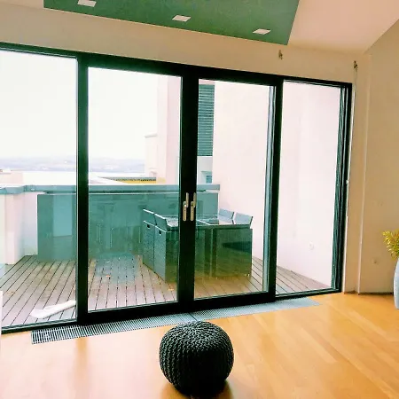 Sea View Luxury شقة